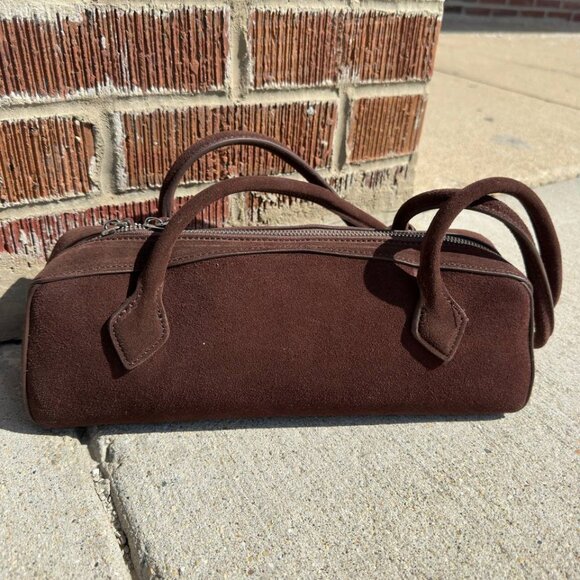 Genuine Suede Bag — Style and Luxury in Every Move - Picture 6 of 13